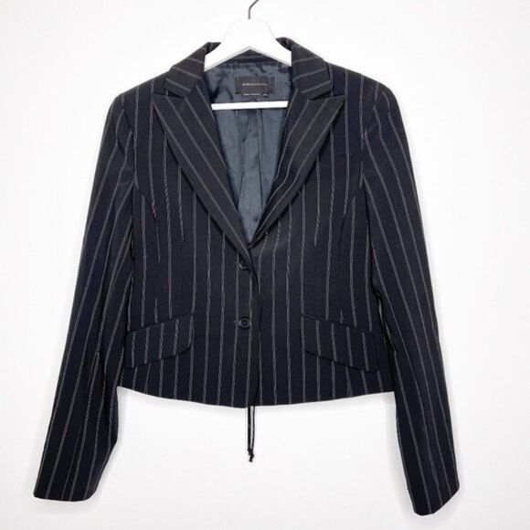 BCBG MAXAZRIA Pinstripe Blazer – Cropped Fit, Business Chic Medium - Picture 2 of 8